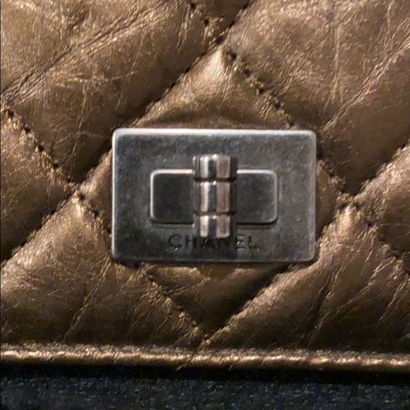 Chanel Wallet - Picture 2 of 10